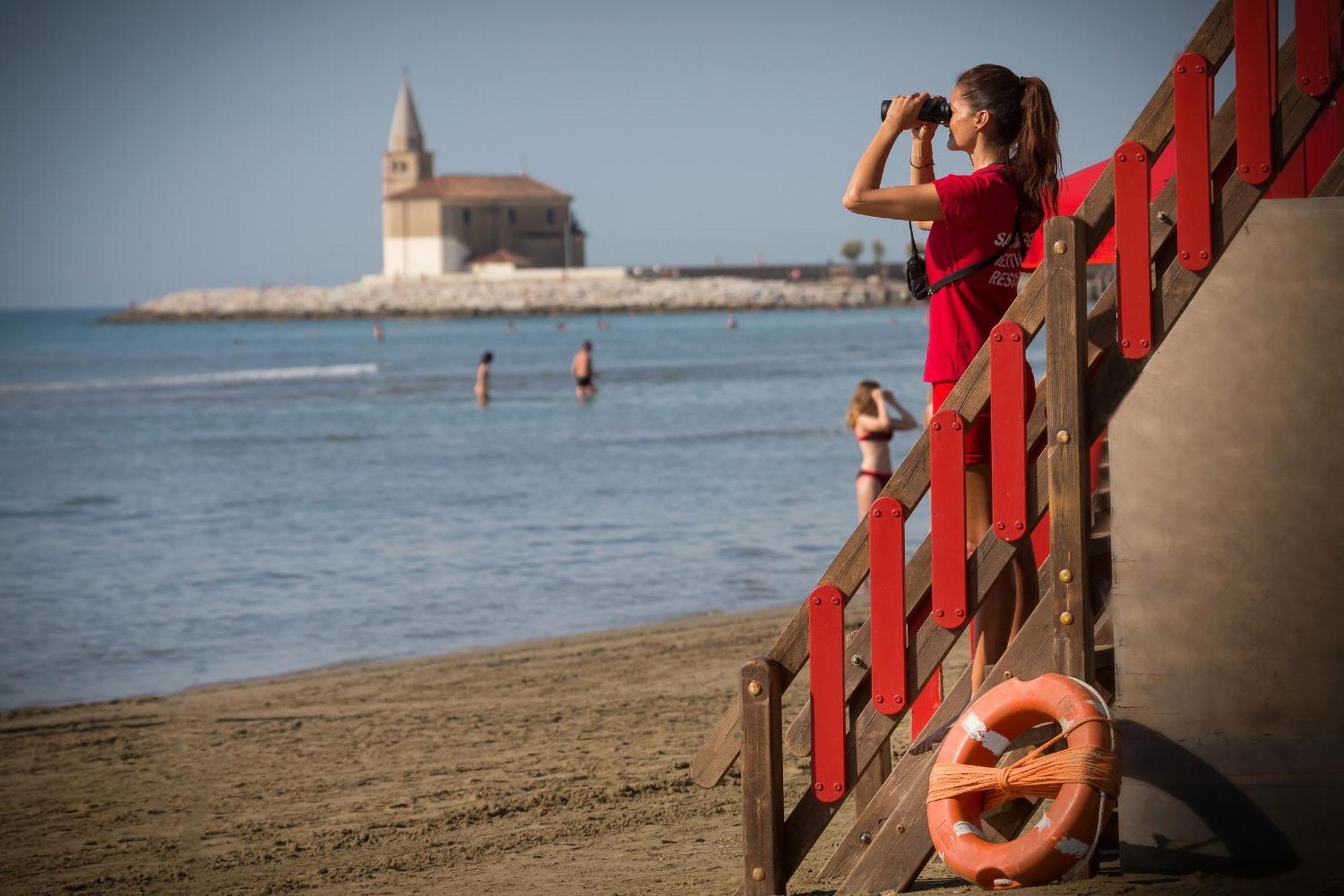 Ferrari Apartments Levante Caorle Bagian luar foto